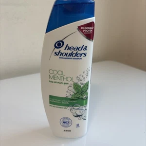 Shampoo antiforfora al mentolo fresco testa e spalle 330 ml x 3 - Foto 1 di 3