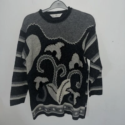 Vintage Marks & Spencer’s 100% Wool Jumper Size Uk 14 VGC  - Image 1 of 4