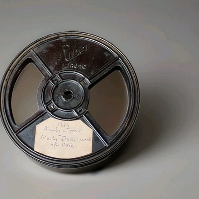 VINTAGE CINE REEL BOBINA  METALLICA 8mm PROIETTORE RIBER RO-TO - Immagine 1 di 2