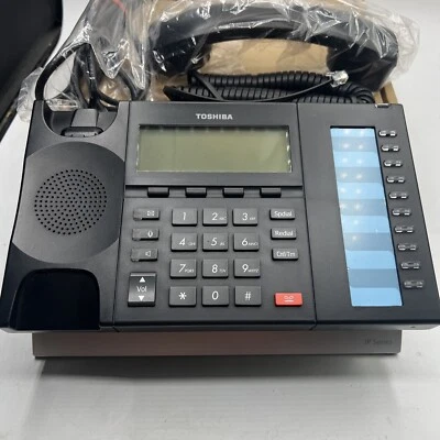 NEW Toshiba IP5022-SD 10-button Display IP Speakerphone - Image 1 of 4