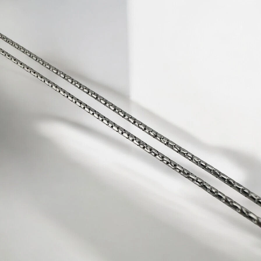 Minimalist Vintage Estate 18 Karat White Gold Fancy Box Chain 1.1mm 18 inches - Image 1 of 4