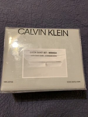 Calvin Klein Miranda Dove Queen Duvet Cover & 2Standard Shams Gray. Brand New! - Image 1 of 4