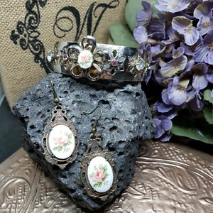 bracciale orecchino set vintage stile rosa strass pendente bracciale porcellana rosa verde - Foto 1 di 3