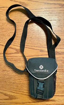 NICE Samsonite Camera Bag with Strap and Belt Loop with two pockets Zip and Snap - Image 1 of 4
