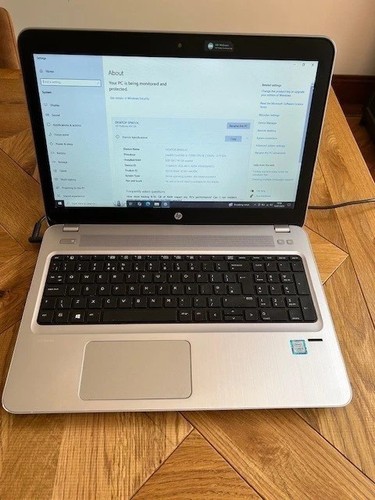 Foto 1 di 2