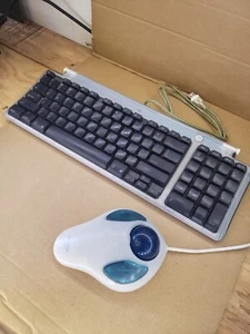 iMac g3 vintage keyboard and mouse TESTED WORKING - Picture 1 of 5