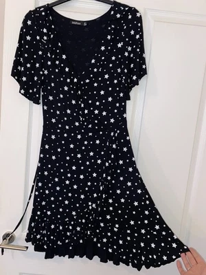 Ladies BNWOT Sz 12 Black/White Star Print Jersey Stretch Wrap Effect Dress❤️L34 - Image 1 of 4