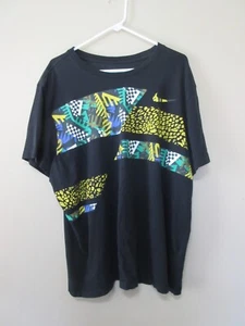 Camiseta Nike - Diseño Africano Estampado Gráfico DRI-FIT Para Hombres Negra XXL Hecha en EGIPTO - Imagen 1 de 4