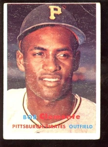 1957 Topps Baseball Card #76 Roberto Clemente - Picture 1 of 2