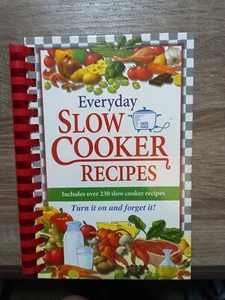 Everyday Slow Cooker Recipes (Spiral Bound, 2010) - Picture 1 of 10