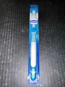 12pc Set P&G Oral B Oral-B Toothbrushes Deep Clean SOFT 91271879 NEW in Package - Picture 1 of 2