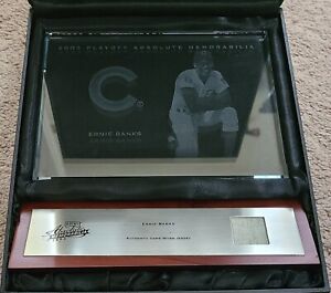 2003 Playoff Absolute Memorabilia ERNIE BANKS Game-Used Jersey Glass/Stand/Box 