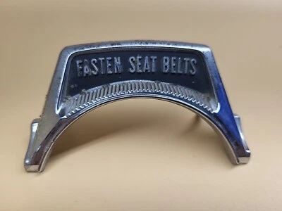 1965 1966 AMC Marlin fixação cinto de segurança acabamento moldura painel 3516796 fabricante de equipamento original - Imagem 1 de 4