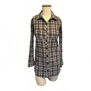 Vans Off The Wall Women’s Long Sleeve Form Fitting Pleated Plaid Shirt Medium - Picture 1 of 11