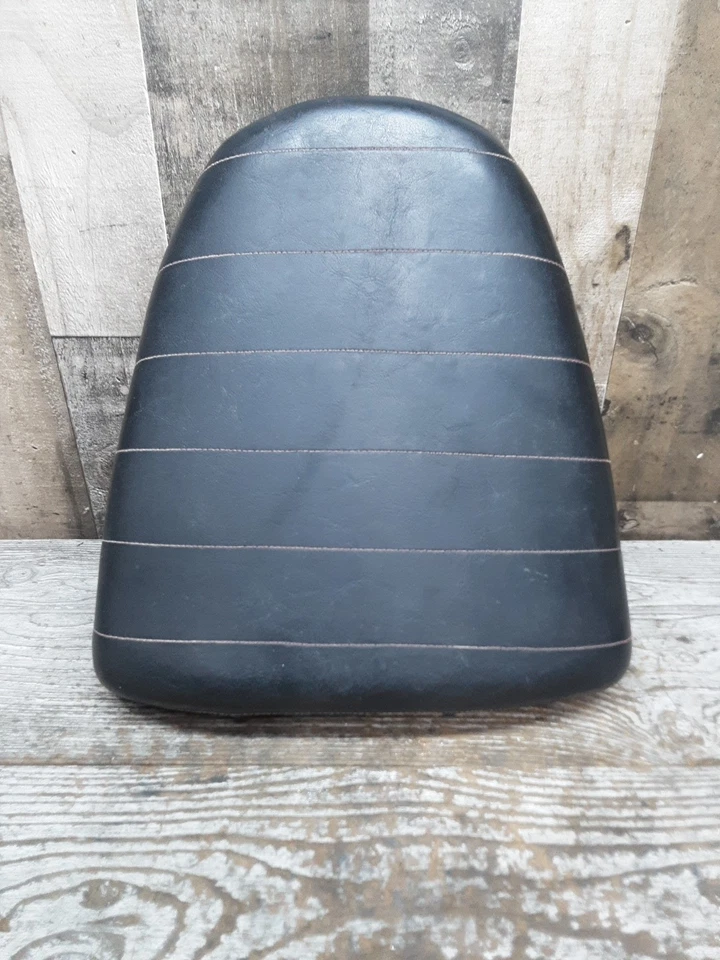 2000 00 97-00 Suzuki GSXR600 GSX-R600 Rear Back Passenger Seat Cushion - Image 1 of 4