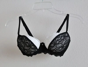 NEW Frederick's of Hollywood Padded Demi Bra in Black & White Lace Size 36A - Picture 1 of 4