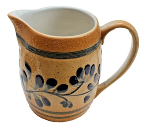 SAMMLERSTÜCK 2009 TELEFLORA WILLIAMSBURG STONEWARE KRUG BLAU HELLBRAUN NEUWERTIG - Bild 1 von 7