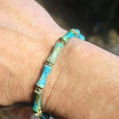 Natürliches Türkis-Stein-Armband Blaues Türkis-Edelstein-Armband im Boho-Stil - Bild 1 von 4