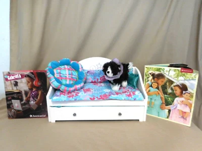 American Girl Trundle Bed Bedding Set Truly Me Daybed  + Dog + Magazine + Dogbed - Image 1 of 4