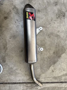 KTM Akrapovic Exhaust Silencer 2T 17-19 EXC 300 SX XC - Imagen 1 de 4