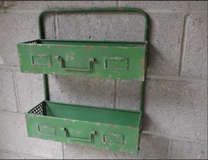 Estante de unidad de almacenamiento estilo retro vintage acabado envejecido verde oxidado/industrial - Imagen 1 de 4