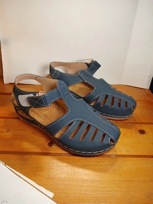 Sandals Shoes Women Size 39 - Image 1 of 4