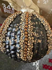 New 34 and Pine set 4 Beaded 3" Christmas Ornaments Balls (sh26) - Picture 1 of 7