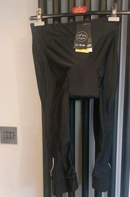 С ЯРЛЫКАМИ Dare2B UK14 Canny Capri гель производительности подушечка цикл брюки черный быстро сухой - Изображение 1 из 4