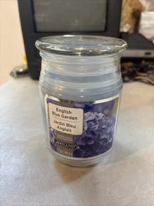 Ashland English Blue Garden Scent 17 Ounce Large Single Wick Candle. New - Picture 1 of 5