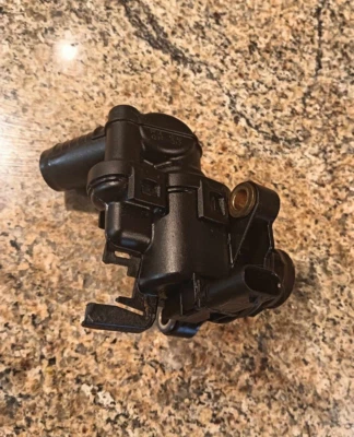 Sea Doo GTI RXP GTX RXT 06 – 09 TOPS Vent Valve with Sensor 420856500 - Bild 1 von 4