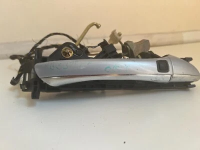 MERCEDES-BENZ S320 S-CLASS W220 2000 DOOR HANDLE EXTERIOR O/S/R RIGHT SIDE REAR - Image 1 of 4