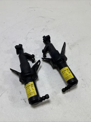 03-08 MERCEDES R230 CLASE SL JUEGO DE 2 FAROS DELANTEROS LAVADORA BOQUILLA JET OEM Foto 1 de 4