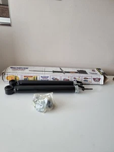 MONROE REAR SHOCK ABSORBERS FOR MITSUBISHI SPACE WAGON SPACE RUNNER MB663466 - Picture 1 of 6