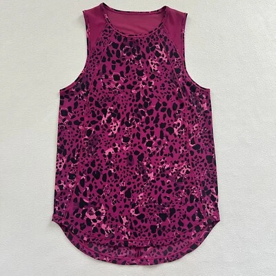 Blusa regata Lululemon chita camuflada magenta roxa estampa animal esculpida sem mangas 4 - Imagem 1 de 4