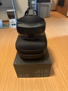 Microsoft HoloLens 2 AR Headset - Mixed Reality Smart Glasses mit Handtracking - Bild 1 von 7