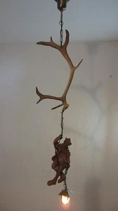 Lámpara de astas cazador alpinista tallada a mano con linterna lámpara efecto años 40 - Imagen 1 de 21