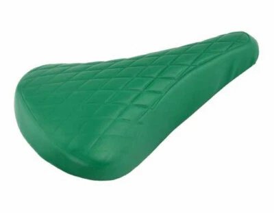 NEW! ABSOLUTE UNIVERSAL BMX BICYCLE VINYL SADDLE IN DIAMOND STYLE IN GREEN.