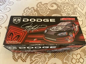 Action 2005 Jeremy Mayfield #19 Dodge Charger Reverse Paint ARC Diecast 1:24 - Bild 1 von 10