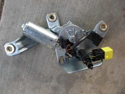 Mercedes-Benz W163 ML430 1998-2001 maletero trasero puerta elevadora limpiaparabrisas motor   Foto 1 de 4