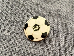 ENGLAND BADGE UEFA EUROPEAN FOOTBALL CHAMPIONSHIP 2000 BADGE - Picture 1 of 2