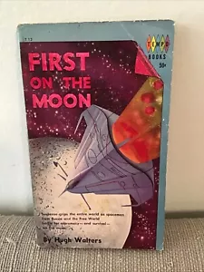 1962 (1st Print) FIRST ON THE MOON By Hugh Walters Tempo Paperback - Picture 1 of 4