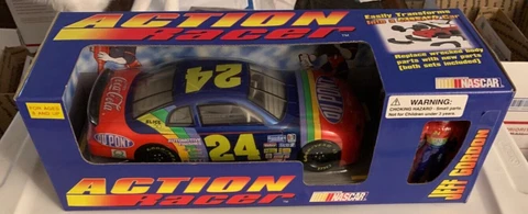 Jeff Gordon Over the Wall Action Racer NASCAR Toy Crash Car with Driver 1996 Cover
