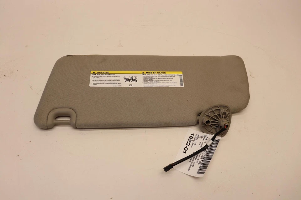 2013-2018 DODGE RAM 3500 RIGHT PASSENGER SIDE SUN VISOR SHADE CLOTH OEM - Image 1 of 4