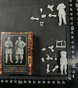 FI35-062, Waffen-SS Anorakuit Official Set (2 figuras), PANZER ART 1:35 - Imagen 1 de 1