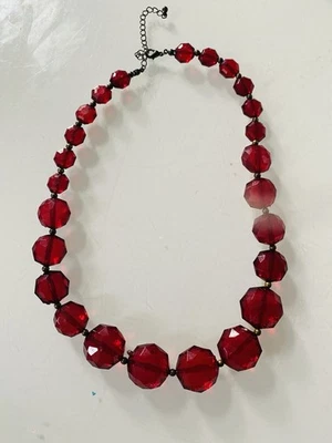 Vintage Art Deco Cherry Amber Glass Beaded Necklace with Red Glass Bead Detail - Image 1 of 2