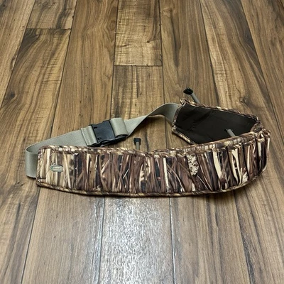 Avery Ducks Unlimited 25 Shotgun Shell Waist Belt Neoprene W/3 Zip Pockets - Image 1 of 4