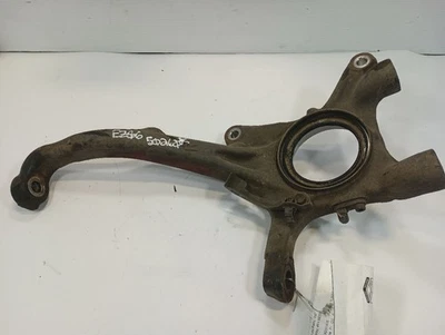 Eje/nudillo derecho pasajero delantero de Toyota Tundra 11715024 2008 Foto 1 de 4