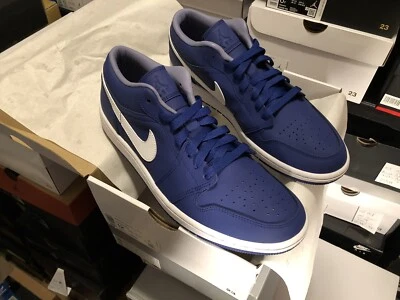 Nuevas Tenis Talla 12 C/10.5 M Air Jordan 1 Low SE Cuero Azul Real Profundo/Blanco Foto 1 de 4