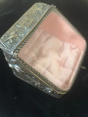 Antiguo reloj de bolsillo francés de la era Napoleón III de latón con exhibición de vidrio biselado Foto 1 de 4