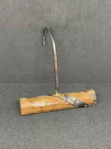 Antik Primitiv Scheunenwerkzeug Gusseisen Haken Holzgriff handgeschmiedet Piratenhaken - Bild 1 von 12